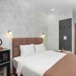 Фото Отель Brooch Boutique Hotel (Броуч)