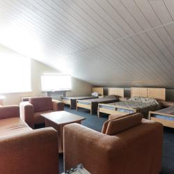 Кровать в 7-местном общем номере (мансарда)