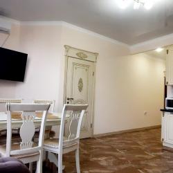 Фото Апартаменты на улице Хуторская 76