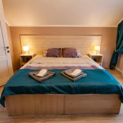 Номер стандарт с 1 двуспальной кроватью