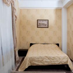 Номер стандарт улучшенный с 1 двуспальной кроватью