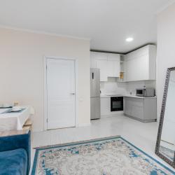 Фото Отель Meridian Apartments (Мередиан Апартментс) на улице Мукагали Макатаева 131 корпус 7