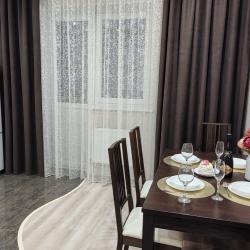 Фото Апартаменты на улице Казбекская 19