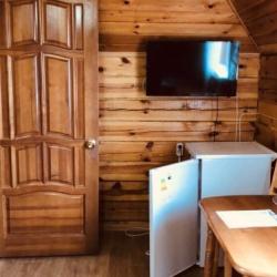 Номер стандарт семейный с 2 односпальными и 1 двуспальной кроватью