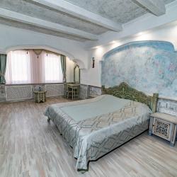 Yacht Club Yalta (Яхт-клуб Ялта) — 76b8d78806b7cd5f535f10c1cfab39f8