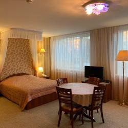 Номер студия с 1 двуспальной кроватью