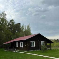 Коттедж стандарт с 4 двуспальными кроватями