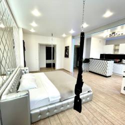 Фото Отель Sweet Home (Свит Хоум) на улице Холмогорова 15а