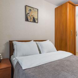 4-местные 2-комнатные апартаменты стандарт с 2 односпальными и 1 двуспальной кроватью