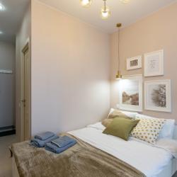 Фото Отель GoodTimeApartments на улице Конгрессная 19