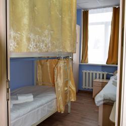 Кровать в 3-местном общем мужском номере