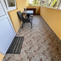 Коттедж стандарт с 1 односпальной и 1 двуспальной кроватью