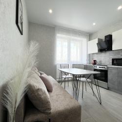 1-комнатные апартаменты улучшенные Калуга, Пухова 56