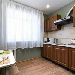 Фото Отель В гости на улице Челюскинцев 14/1