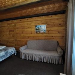 Комната комфорт семейная с 1 двуспальной кроватью