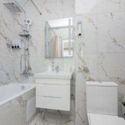 Номер комфорт с 1 двуспальной кроватью и балконом