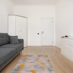 3-комнатные апартаменты улучшенные Apartments near the park