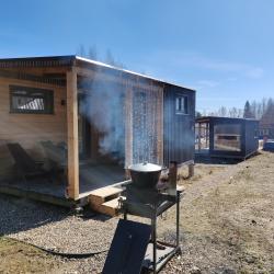 2-комнатный коттедж стандарт с 1 двуспальной кроватью и диваном
