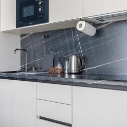 1-комнатные апартаменты студия г. Нижний Новгород, ул. Родионова, д. 136Б с 1 двуспальной кроватью