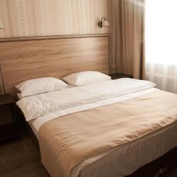 Номер стандарт с 1 двуспальной кроватью