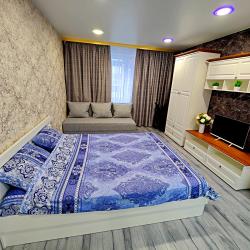 Фото Отель Уютные сутки на улице Николая Баженова 10