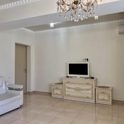 Номер люкс с 1 двуспальной кроватью