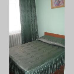Номер стандарт с 1 двуспальной кроватью (с завтраком)