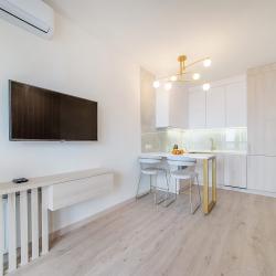 Фото Bulbash Apartments (Бульбаш Апартаменты) на улице Макаенка 12К