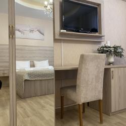 Номер улучшенный стандарт с 1 двуспальной кроватью