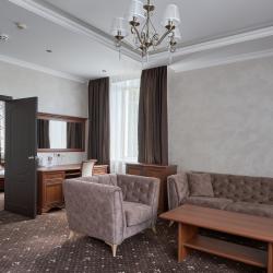 Номер люкс комфорт с 1 двуспальной кроватью