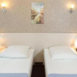 Номер улучшенный с 2 односпальными кроватями