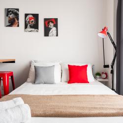 Фото Отель Sunmarine apartments (Санмарин апартментс) на улице Малая Очаковская 4а к2