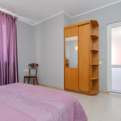 Улучшенные апартаменты с 2 спальнями и балконом с видом на море и город