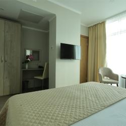 2-комнатный номер люкс с балконом (третий корпус)