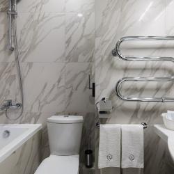 Номер стандарт улучшенный с 1 двуспальной кроватью