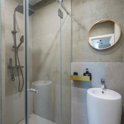 Фулл Хаус на улице Овражная — 79246957300263fb957a584c98c5c1e4