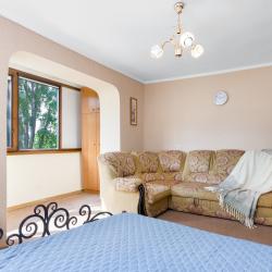 Фото Апартаменты на улице Велинградская 1