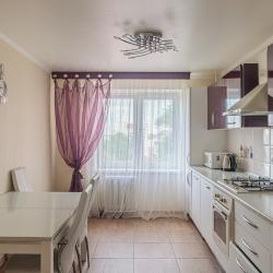 Фото Апартаменты на улице Суворова 151