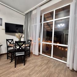 Фото Апартаменты на улице Кутаисская 1