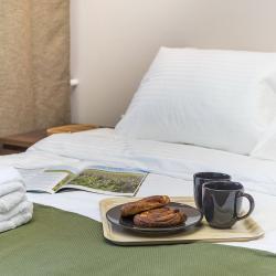 Апартаменты улучшенные с 1 двуспальной кроватью