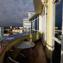 Люкс улучшенный (с балконом)