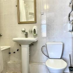 Номер люкс с 1 двуспальной кроватью