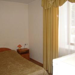 Фото Отель Жарки