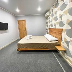 VeryHotel — 7a22f95a14396a64d9fe4cdac7224669