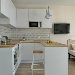 Фото Апартаменты на улице Аделя Кутуя 110