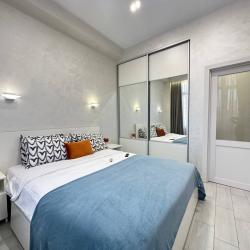 Фото Отель Море Квартир на переулке Белорусский