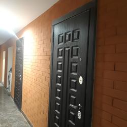 Двухуровневая студия с 2 двуспальными кроватями