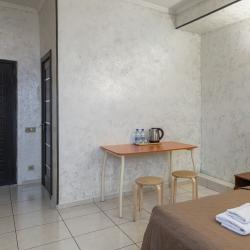 Номер полулюкс с 1 двуспальной кроватью