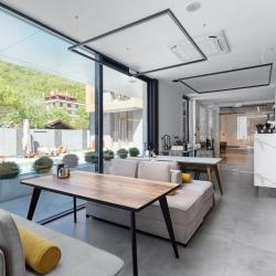 Фото Отель Ikos Polyana