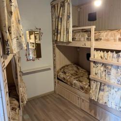 Кровать в 1-местном общем женском номере